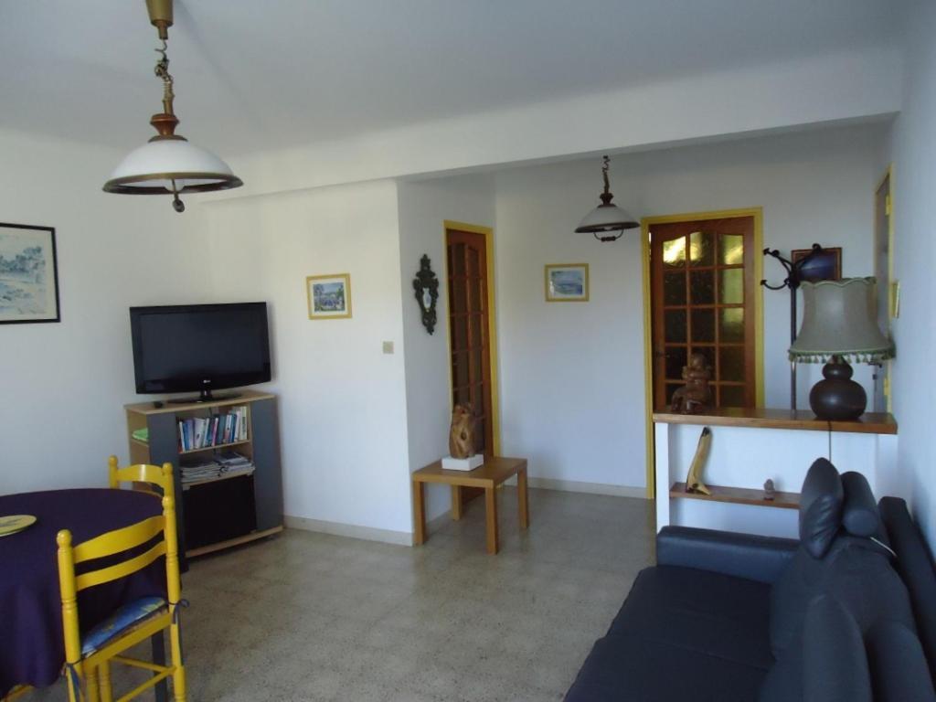 Apartment - T3 Climatise Et Vue